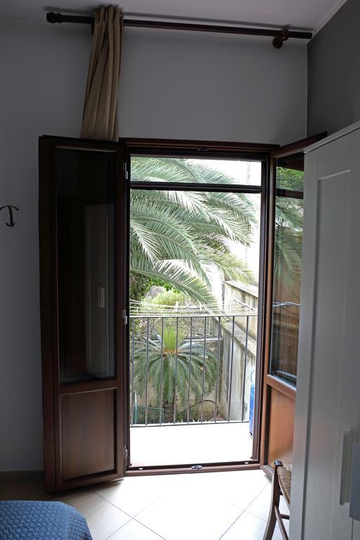 Conte Agostino Pepoli Apartment Trapani Exterior foto